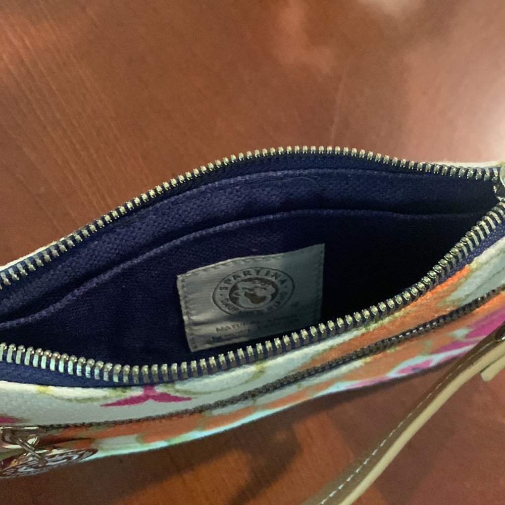 Spartina 449 wristlet - Picture 4 of 5